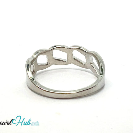 🔗 Chain-Link Band Ring – Zinc Alloy · UK P · US 8 · Interlocking Motif · Silver-Tone Finish CA