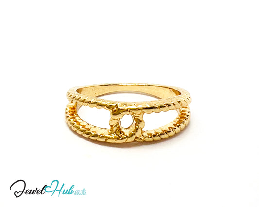 ∞ Gold Twin Loop Ring – Zinc Alloy · UK M · US 6.5 · Rope Texture · Dual-Band Open Motif · Polished Finish