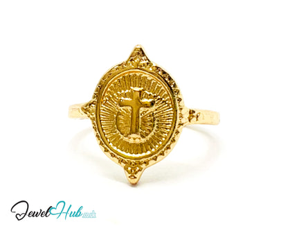✝️ Gold Cross Medallion Ring – Zinc Alloy · UK M · US 6.5 · Engraved Ray Motif · Polished Gold Finish