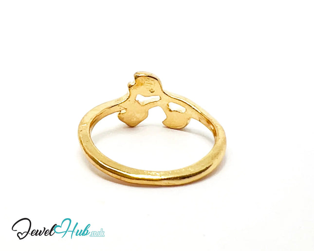🍃 Gold Trio Leaf Ring – Zinc Alloy · UK K · US 5.5 · Sculpted Botanical Motif · Polished Finish CA