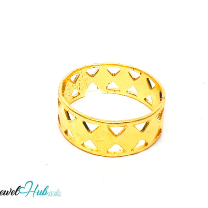 💛 TriBand Gold-Plated Zinc Ring · UK O · US 7.5 · Triangle Cutout Band · Polished Gold CA