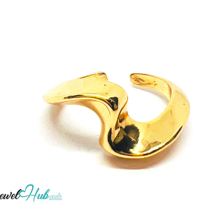 💛 Wavy Form Gold-Plated Zinc Ring · UK O · US 7.5 · Open Band · Sculptural Wave CA