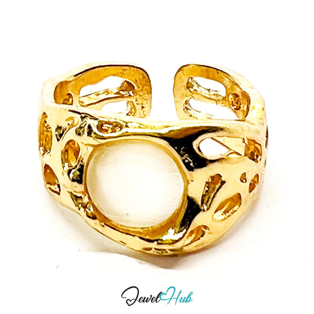Gold-Plated Textured Pearl Ring – Fixed Size O | 3.8g Geometric Cutout Band with Resin Gem CA