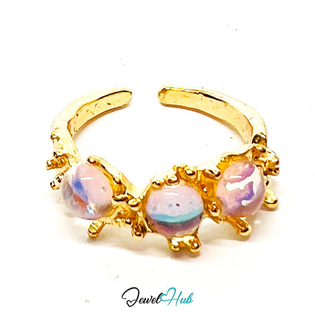 Gold-Plated AB Resin Ring – Fixed Size M | 2.40g Iridescent Glow in Sculptural Gem Form CA