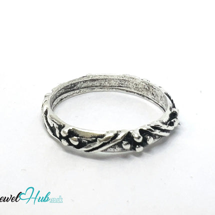 ⛓️ Silver Vine Scroll Ring – Zinc Alloy · UK N · US 7 · Engraved Nature Motif · Brushed Silver Finish CA