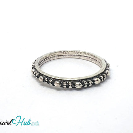 ⛓️ Silver Dot Grid Ring – Zinc Alloy · UK M · US 6.5 · Raised Texture Motif · Brushed Silver Finish CA