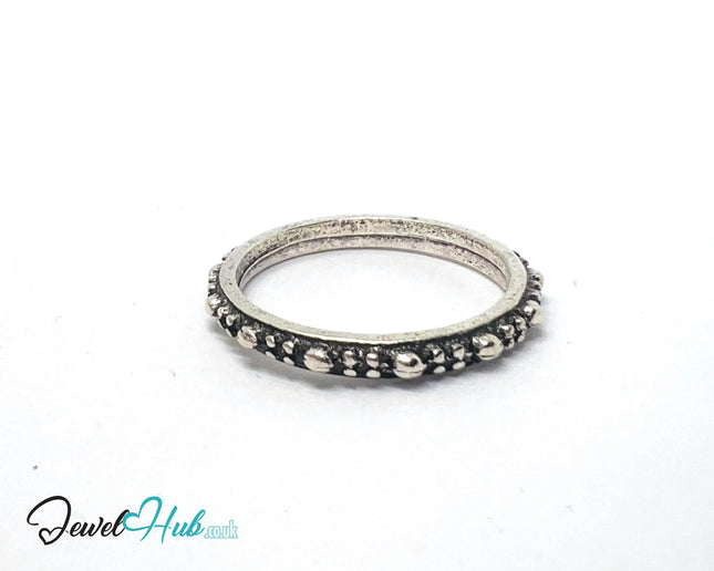 ⛓️ Silver Dot Grid Ring – Zinc Alloy · UK M · US 6.5 · Raised Texture Motif · Brushed Silver Finish CA