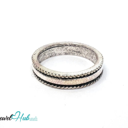 ⛓️ Silver Rugged Frame Ring – Zinc Alloy · UK M · US 6.5 · Braided Edge Motif · Brushed Silver Finish CA