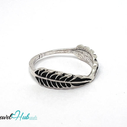 ⛓️ Silver Feather Band Ring  – Zinc Alloy · UK N · US 7 · Sculptural Wing Motif · Brushed Silver Finish CA