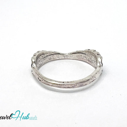 ⛓️ Silver Feather Band Ring  – Zinc Alloy · UK N · US 7 · Sculptural Wing Motif · Brushed Silver Finish CA