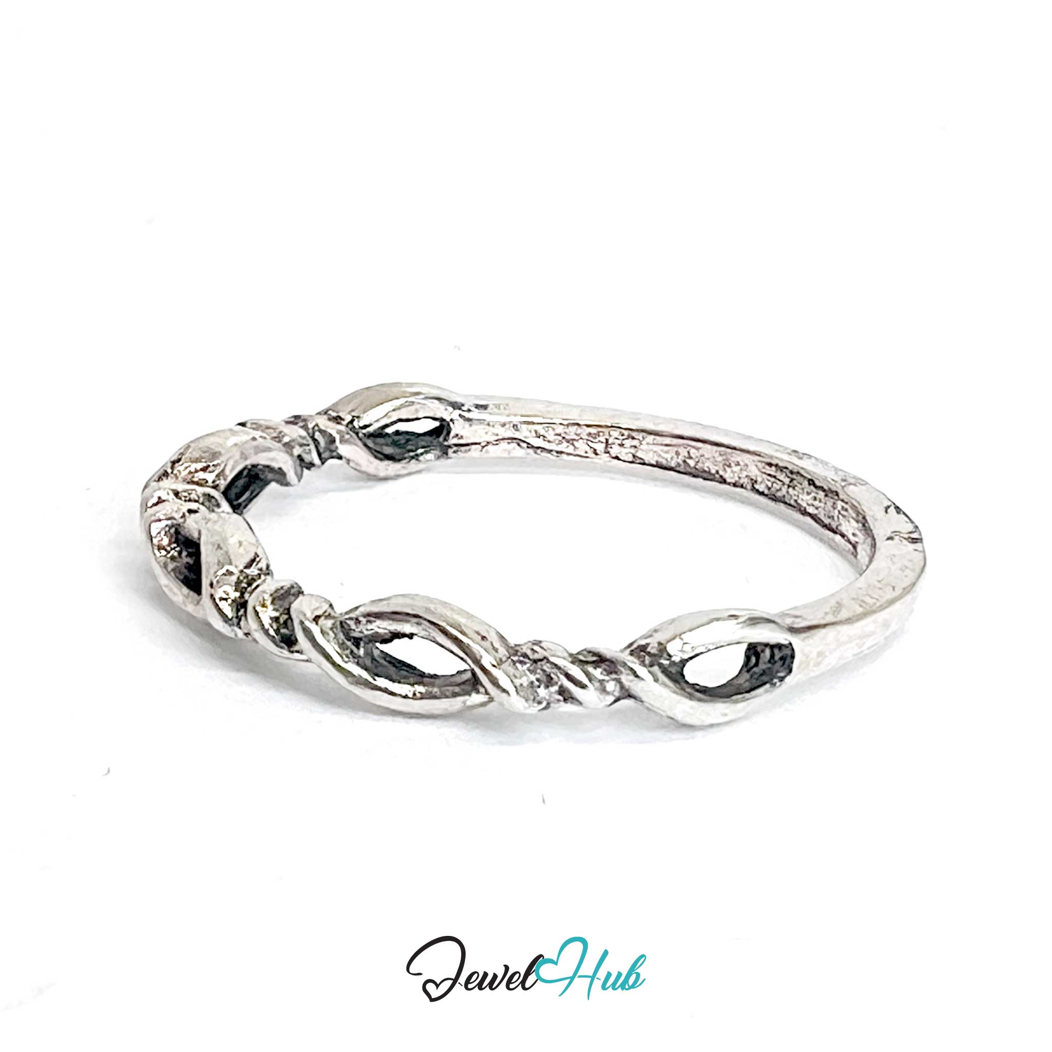 Zinc Alloy Silver‑Plated Punk Ring – Twisted Open‑Loop Band