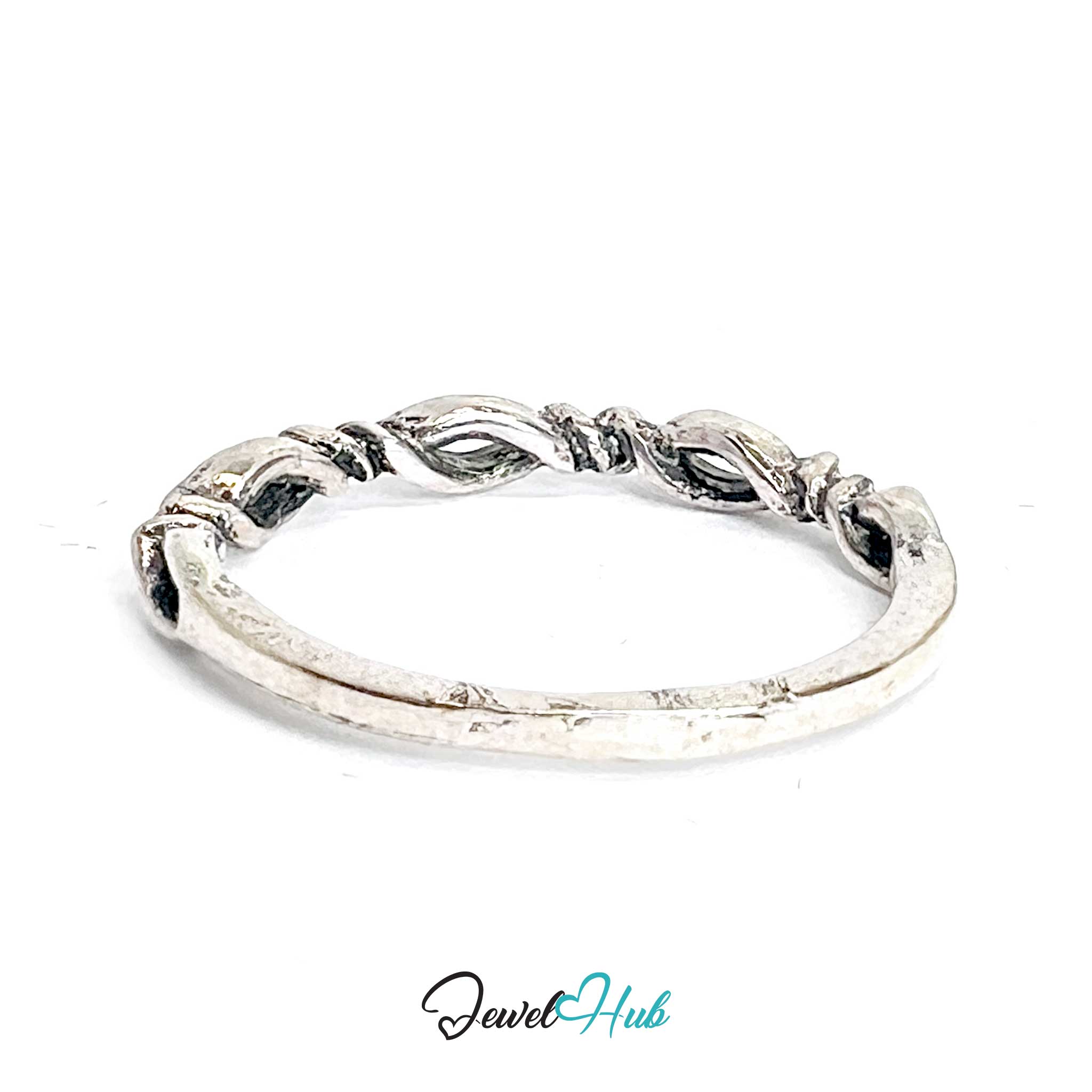 Zinc Alloy Silver‑Plated Punk Ring – Twisted Open‑Loop Band