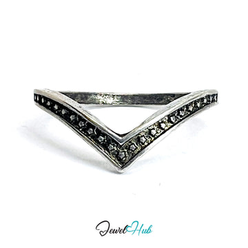 Zinc Alloy Silver‑Plated Punk Ring – V‑Shape Shadow Band