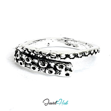 Zinc Alloy Silver‑Plated Punk Ring – Tentacle Texture Wrap Band