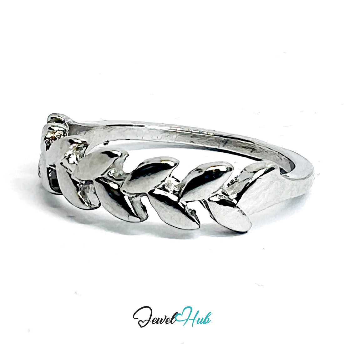Leaf Engraved Band Ring | Silver‑Tone Zinc Alloy Botanical Design - JewelHub.co.uk