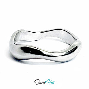 Silver-Plated Wave Zinc Alloy Ring – Asymmetrical Band