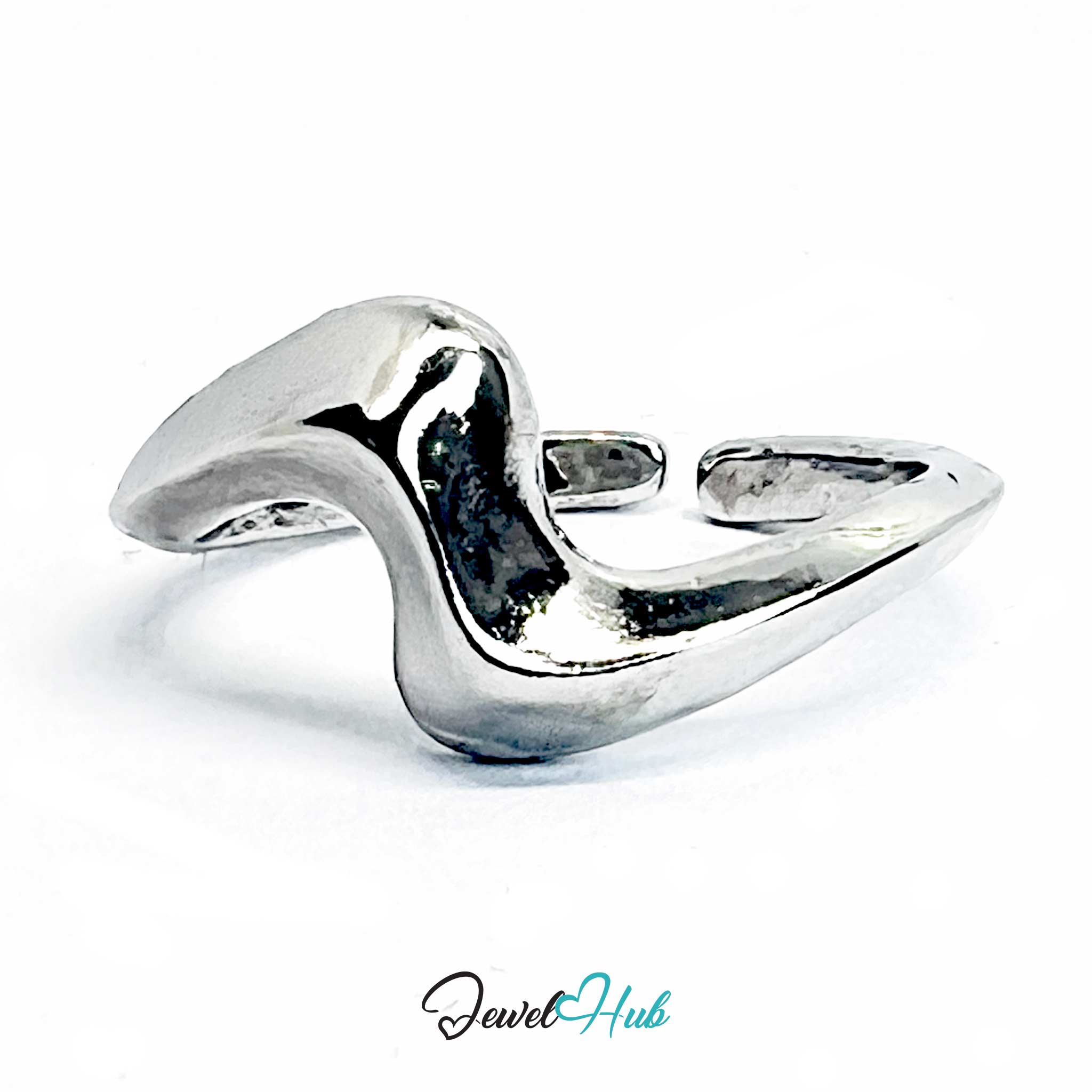 Silver-Plated Flowform Wave Zinc Alloy Ring – Asymmetrical Form