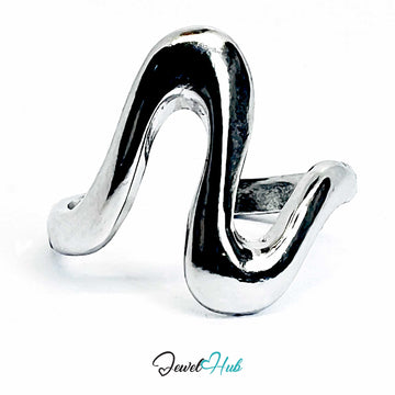 Silver-Plated S-Curve Zinc Alloy Ring – Serpentine Form