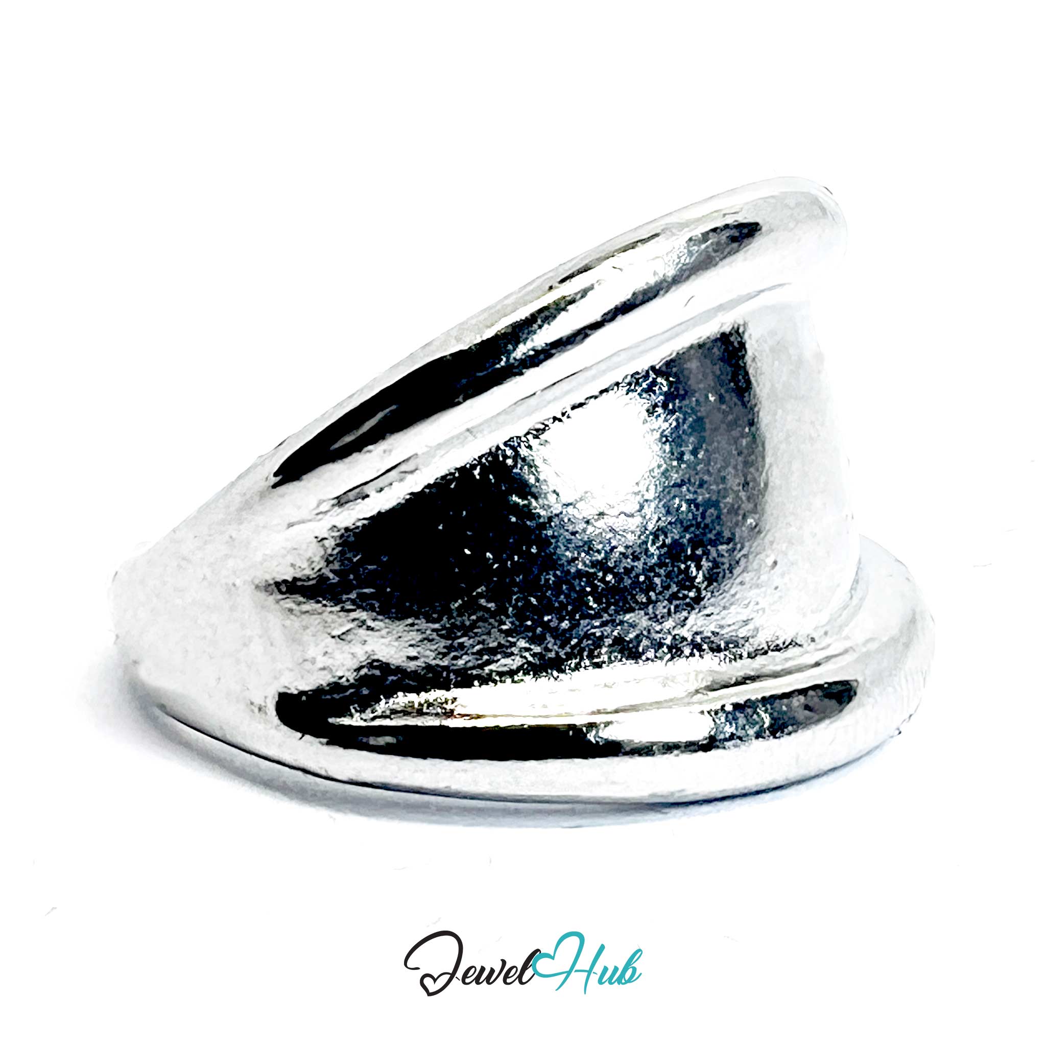 Silver-Plated Linear Groove Zinc Alloy Ring – Wide-Band Design