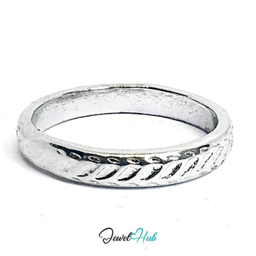 Silver-Tone Diagonal Carved Zinc Alloy Ring – Minimalist Size O Band