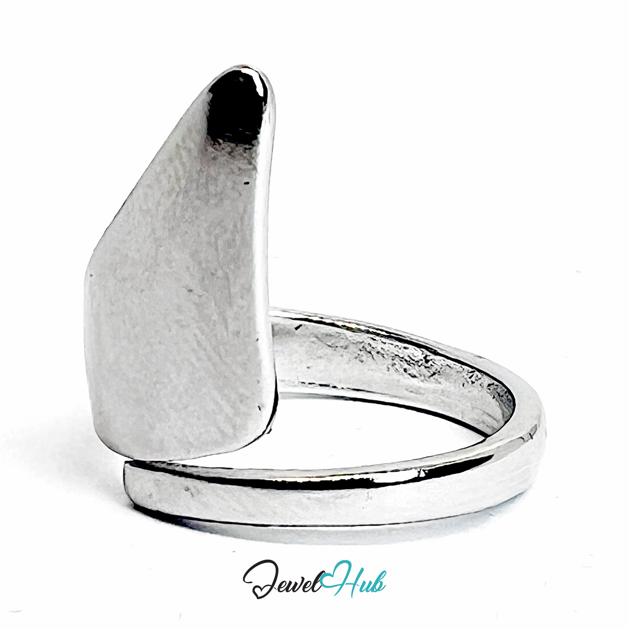 Silver‑Plated Zinc Alloy Wrap Ring – Tapered Shield Design