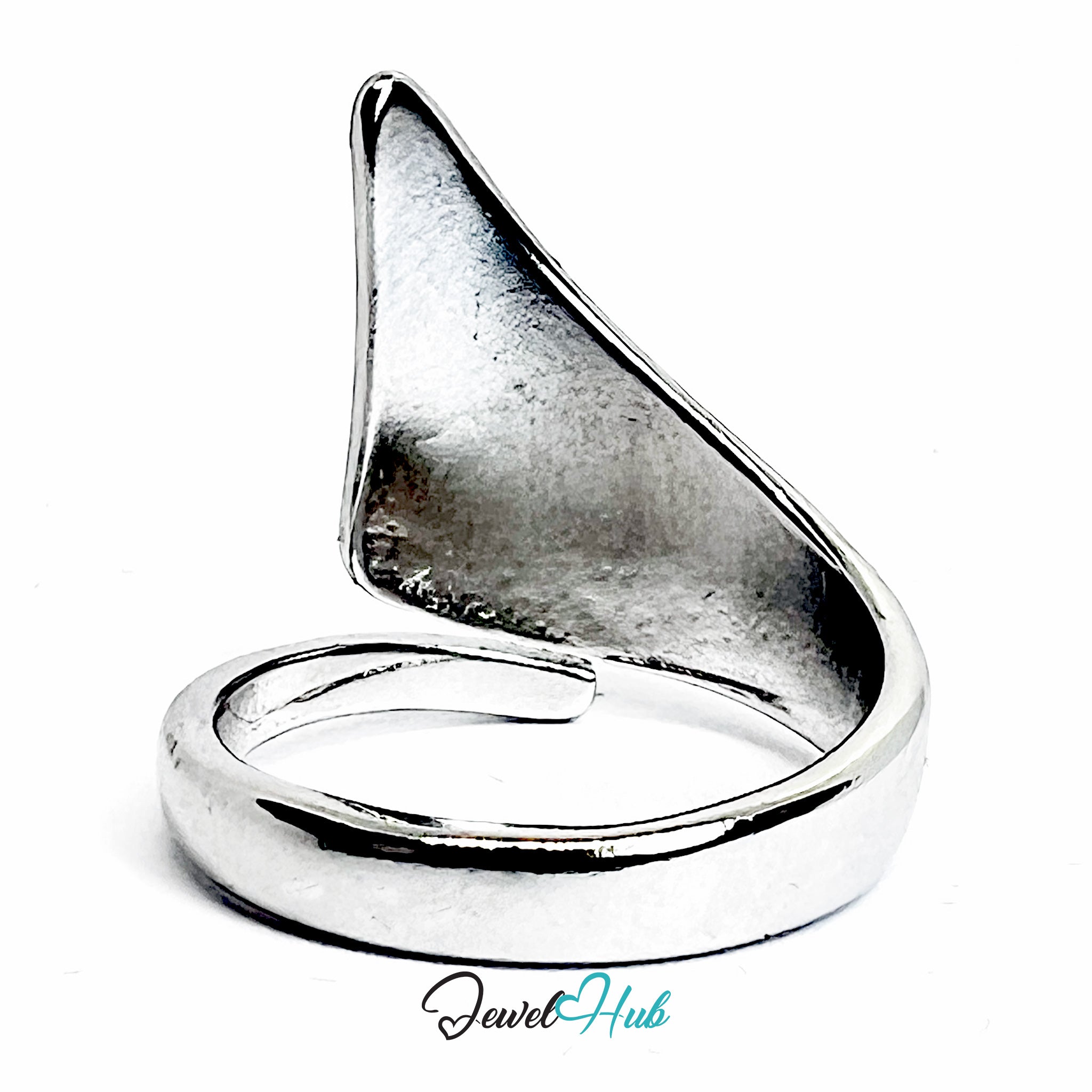 Silver‑Plated Zinc Alloy Wrap Ring – Tapered Shield Design