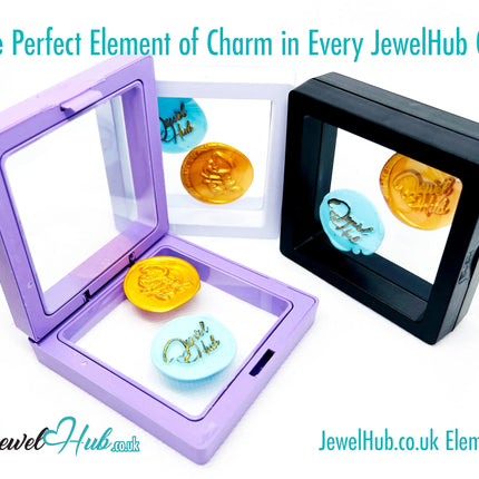 💫 Transparent Display Box — 7cm × 7cm · Floating Frame Design · Plastic Border · Charm Showcase CT