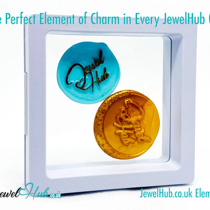 💫 Transparent Display Box — 7cm × 7cm · Floating Frame Design · Plastic Border · Charm Showcase CT