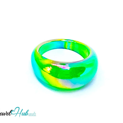 🌿 Green Resin Ring (Iridescent) UK P · US 7.5 · Gloss Sculptural Band CT
