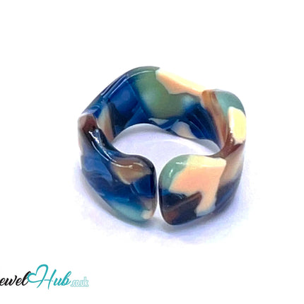 🌍 Open-End Resin Ring – US O · US 7.5 · Riverstone · Handcrafted CT