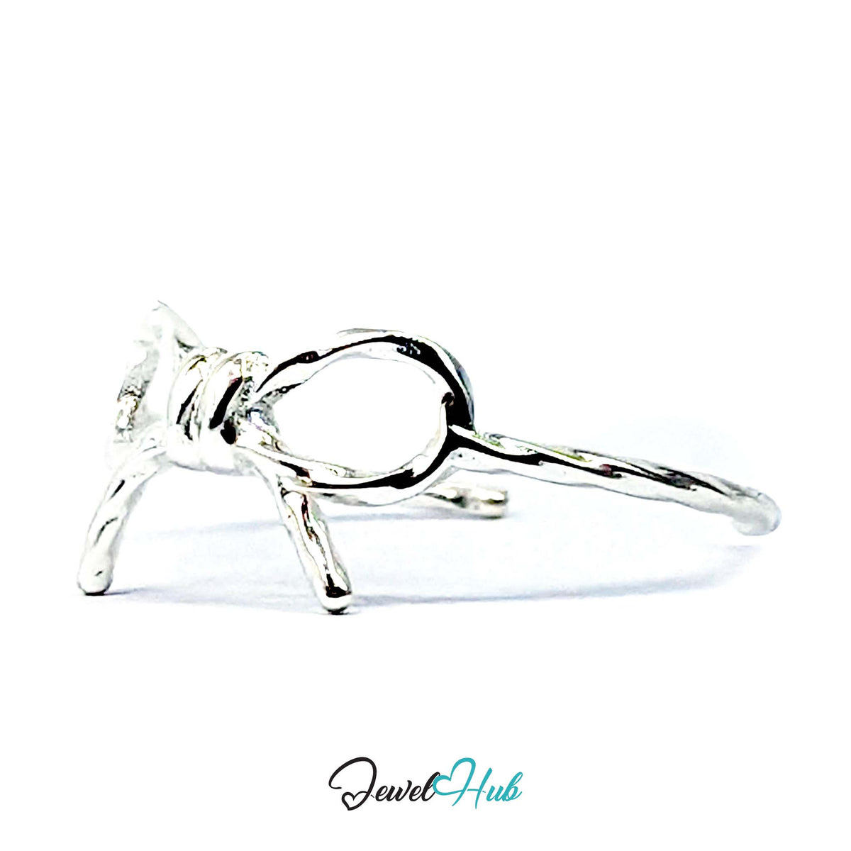 Bow Ring at an angle, showing the two loops and the twisted wire tails