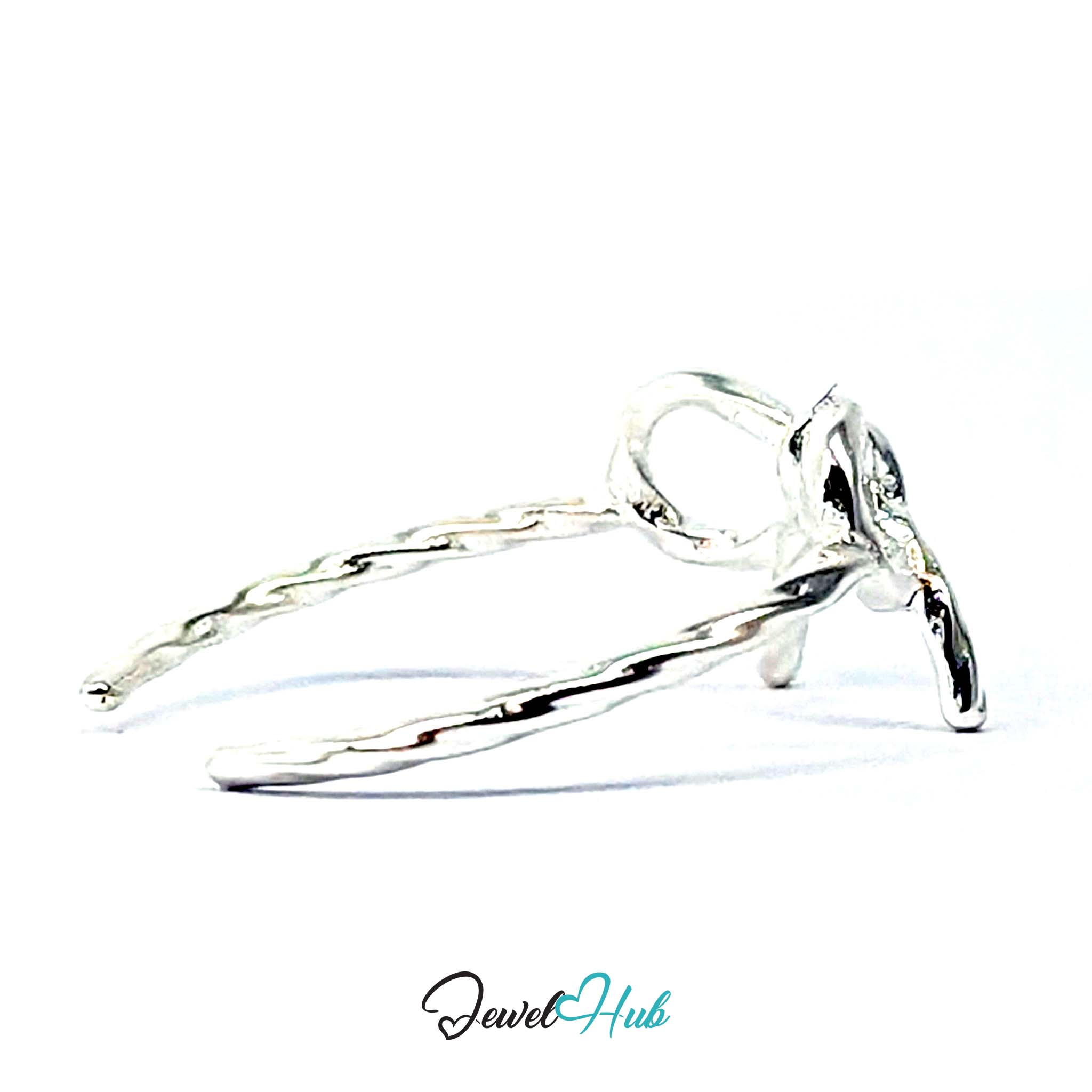 Side profile of the Bow Ring, showing the twisted wire band