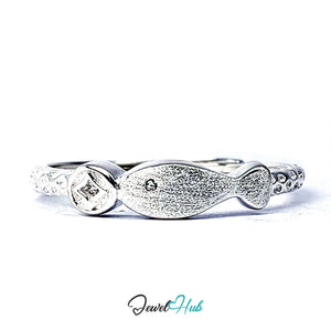999 fine silver coin and fish ring with a tiny zirconia set in the coin - JewelHub