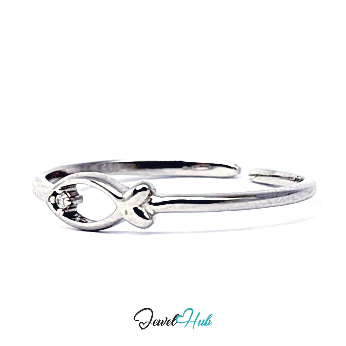 Side view of the fish outline motif with its single clear zirconia eye - JewelHub