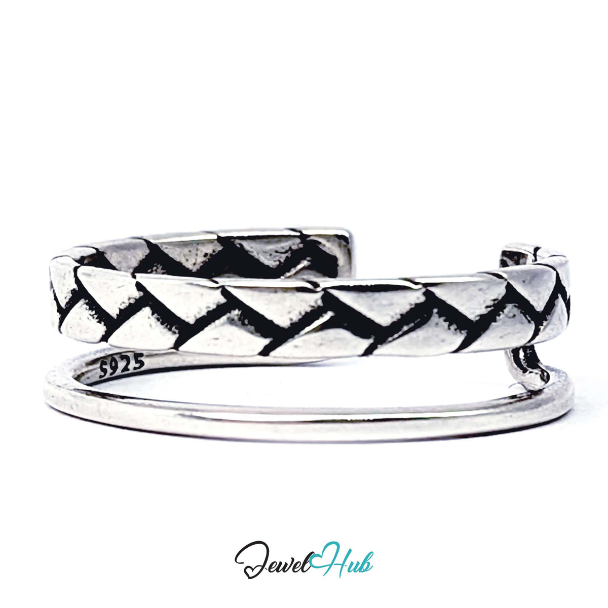Angled view of the oxidised plait detail on the lower band - JewelHub