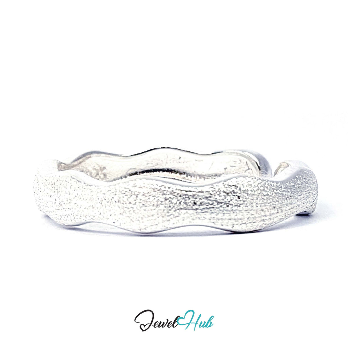 Side view of the 4mm matte band with its wavy upper and lower edges - JewelHub