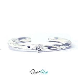 925 sterling silver twist ring with a single clear zirconia at the front - JewelHub