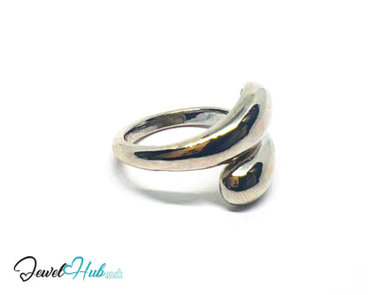 925 Silver Ring (Hallmarked) Overlap Twist · UK K-L-M · US 5.5–6.5 · 4.28g