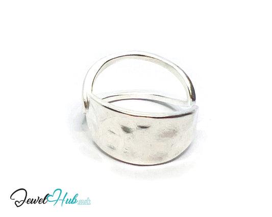 925 Silver Ring (Hallmarked) Sculptural V-Curve · UK M-N-O · US 6.5–8 · 3.3g