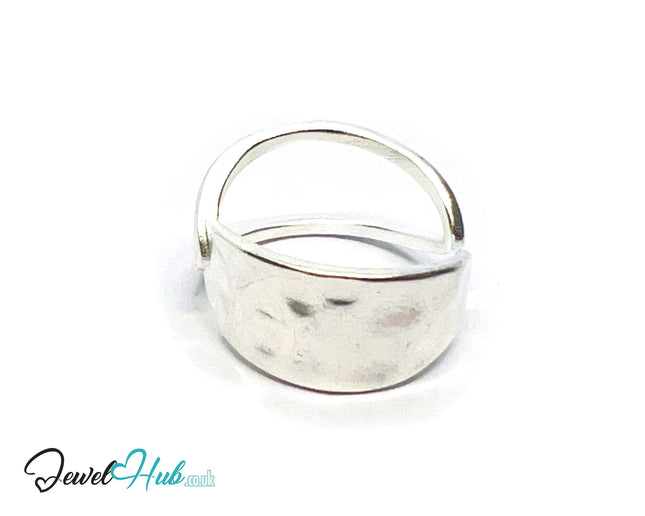 925 Silver Ring (Hallmarked) Sculptural V-Curve · UK M-N-O · US 6.5–8 · 3.3g CA