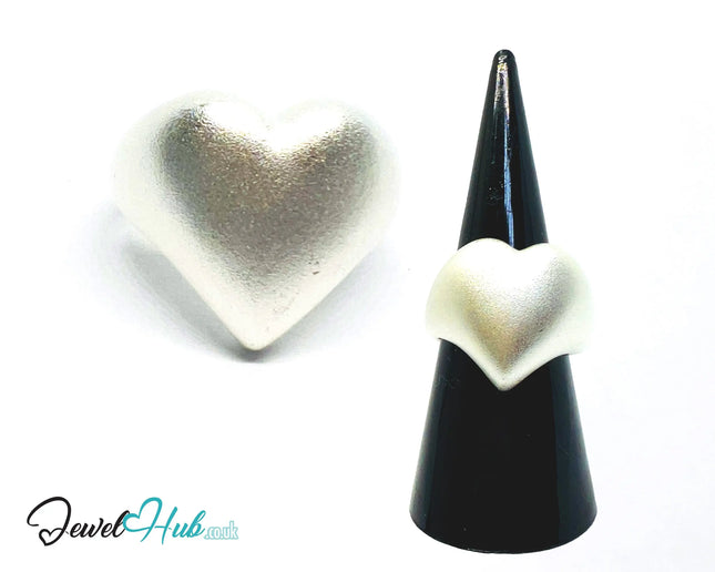 925 Silver Ring (Hallmarked) Matte Heart · UK M-N-O · US 6.5–8 · 6.7g CA