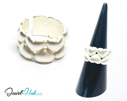 925 Silver Ring (Hallmarked) Clustered Hearts · UK M-N-O · US 6.5–8 · 8.65g