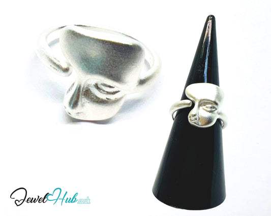 925 Silver Ring (Hallmarked) Abstract Face · UK M-N-O · US 6.5–8 · 3.68g