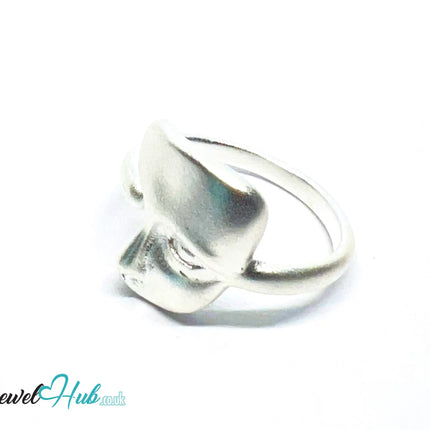 925 Silver Ring (Hallmarked) Abstract Face · UK M-N-O · US 6.5–8 · 3.68g CA