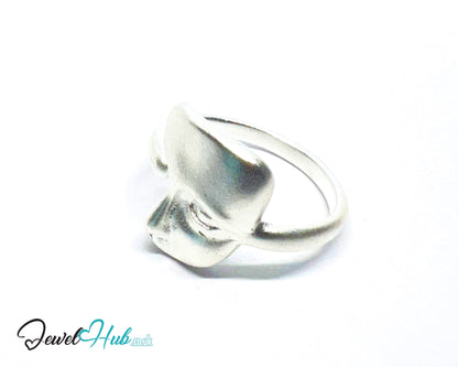 925 Silver Ring (Hallmarked) Abstract Face · UK M-N-O · US 6.5–8 · 3.68g