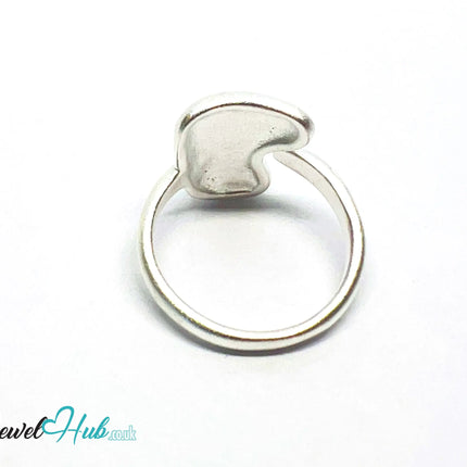 925 Silver Ring (Hallmarked) Abstract Face · UK M-N-O · US 6.5–8 · 3.68g CA