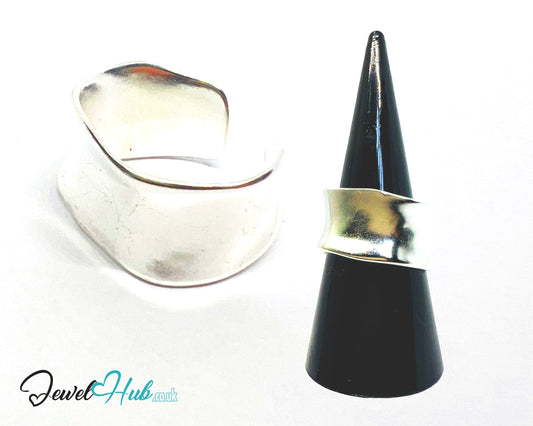 925 Silver Ring · Sculptural Smooth Band · UK M-N-O · US 6.5–8 · 5.5g · Hallmarked