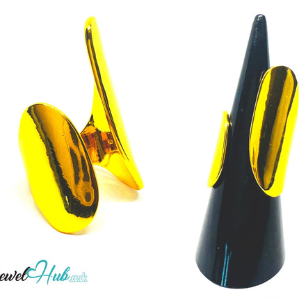 Bold Gold-Toned Silver Ring | Hallmarked 925 Statement Band | Golden Silvery Oval Design in Sizes M–O - JewelHub.co.uk