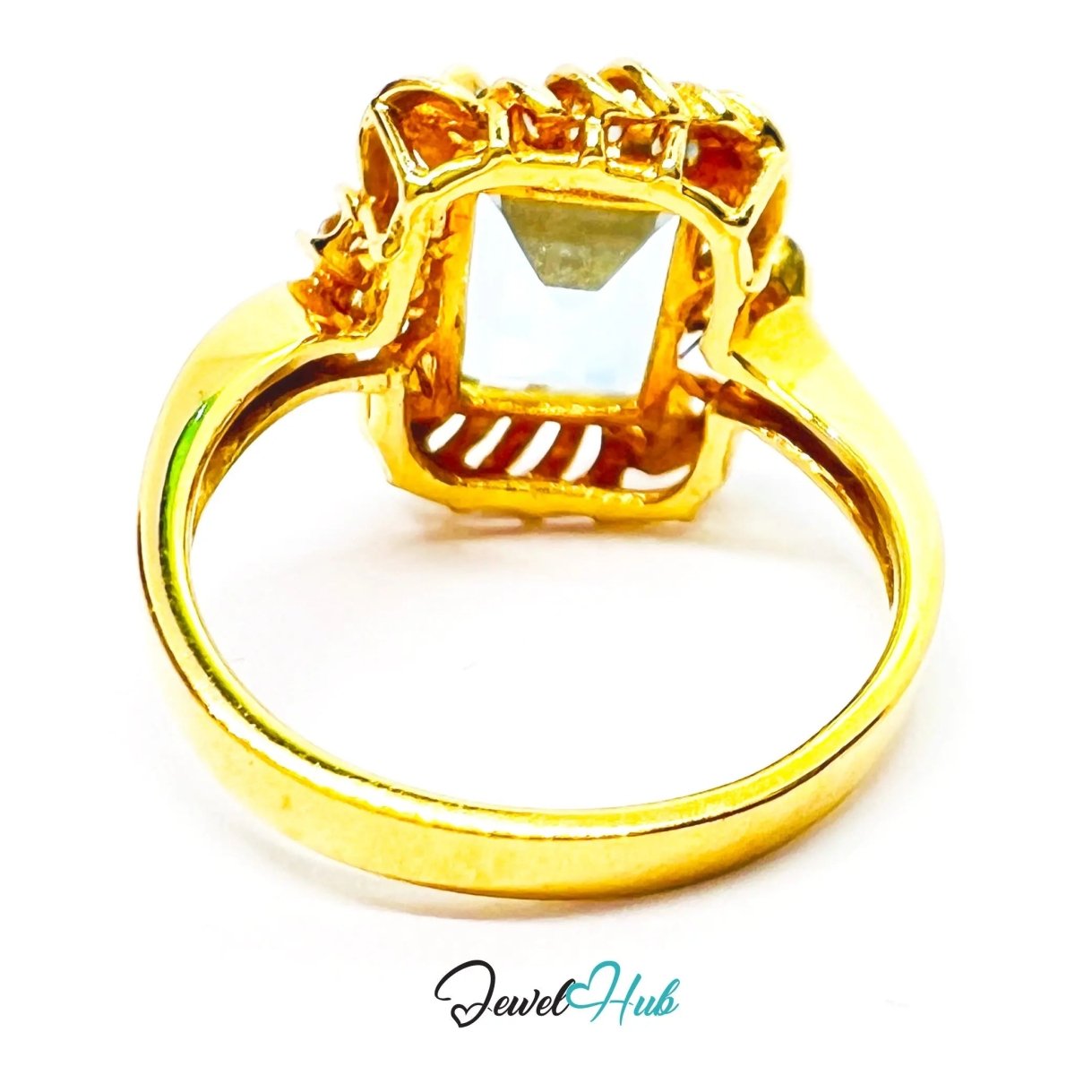 Aquamarine & Diamond Ring in 14K Gold (Hallmarked) 5.2ct Aquamarine · UK M · US 6.5 · Sculpted Loop Setting - JewelHub.co.uk