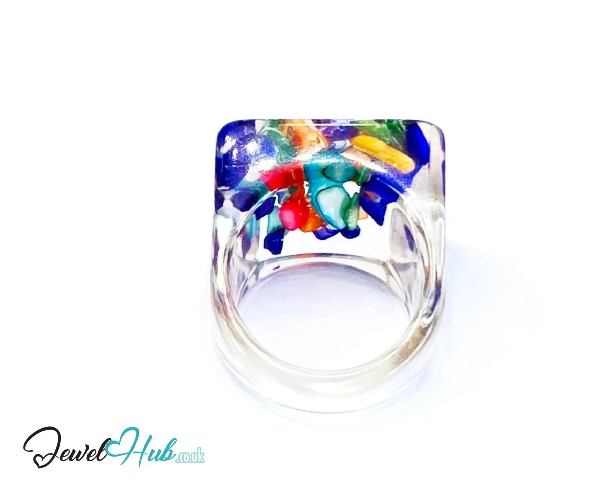 Big Screen Shell 🐚 Resin Ring – US P · US 8 · Giant Series · Handcrafted Resin - JewelHub.co.uk